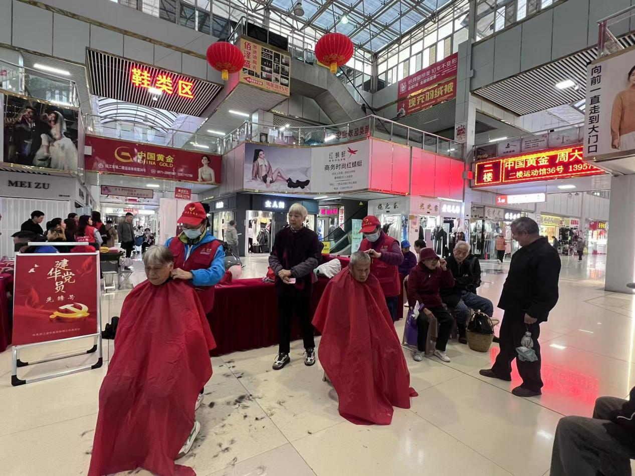 公益不打烊，情暖每月時光